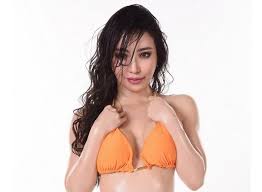 Experience the Thrilling World of Blonde Live Cams